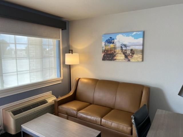 Garden Inn & Suites Hebbronville Εξωτερικό φωτογραφία